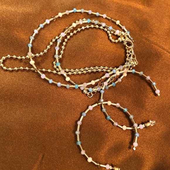 Hudson's Bay Shades of Sea Double-Layer Stone Necklace and Earrings Set. - Picture 9 of 10